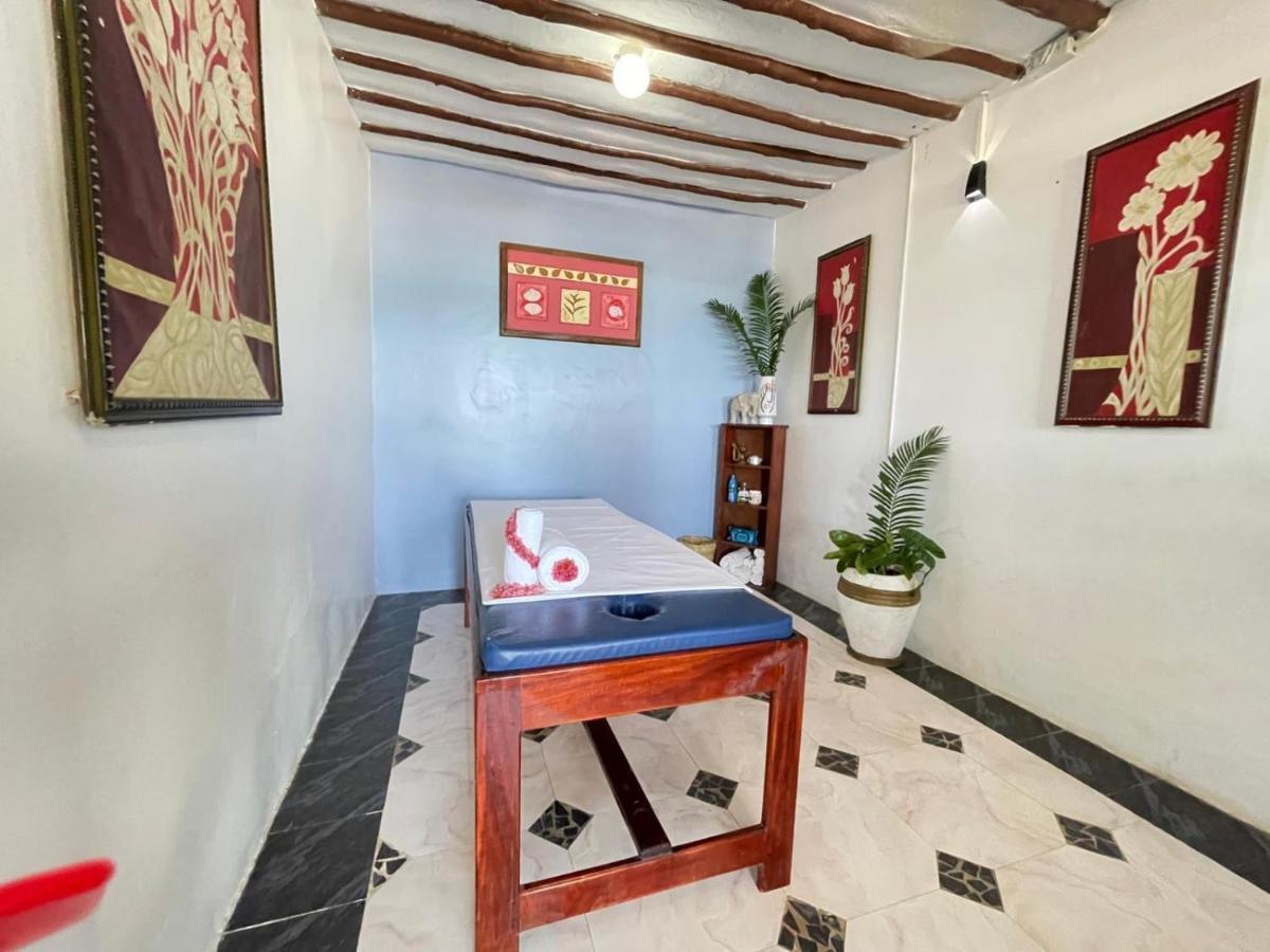 Five Palms Bwejuu Ξενοδοχείο Εξωτερικό φωτογραφία
